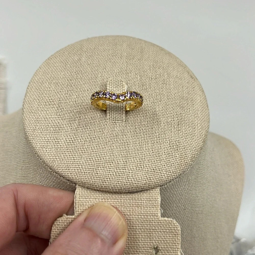 Vintage SETA Gold-Tone Ring with Sparkling Stones, Size 6 - Picture 3 of 17